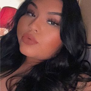 Meet your Posher, Ashlee